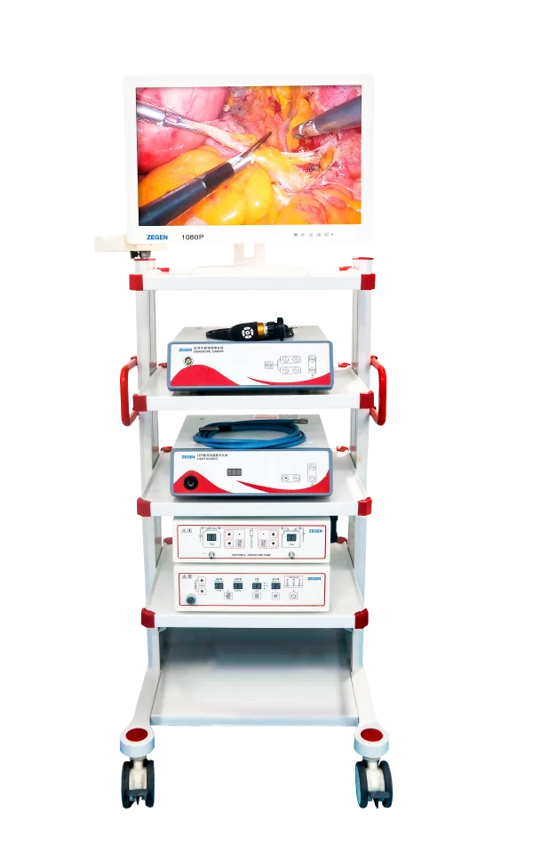 Torre de laparoscopia con monitor, equipo médico para cirugía laparoscópica dentro del equipamiento hospitalario.